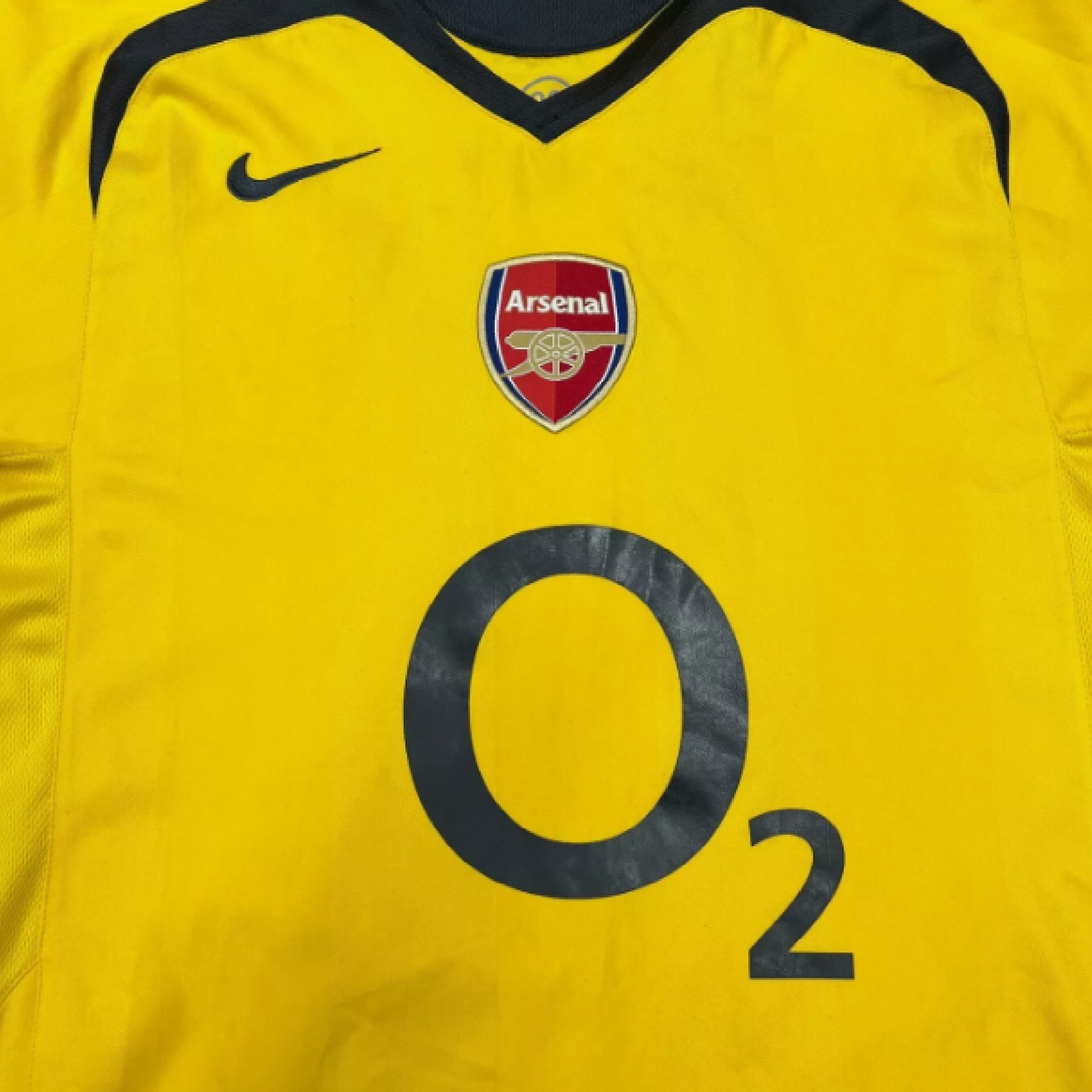 Arsenal 2005-07 Away Retro Jersey