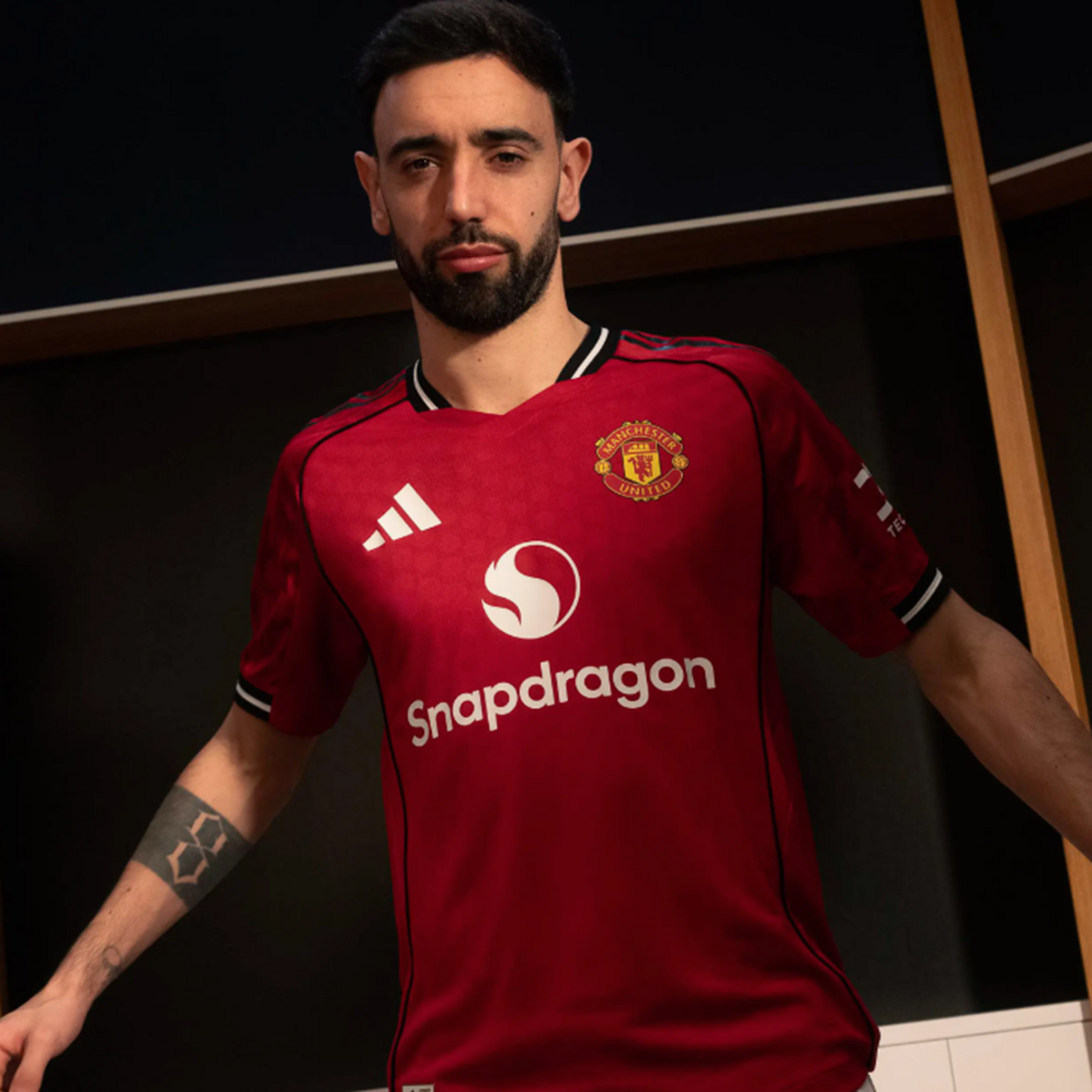 Manchester United 2025-26 Home Jersey