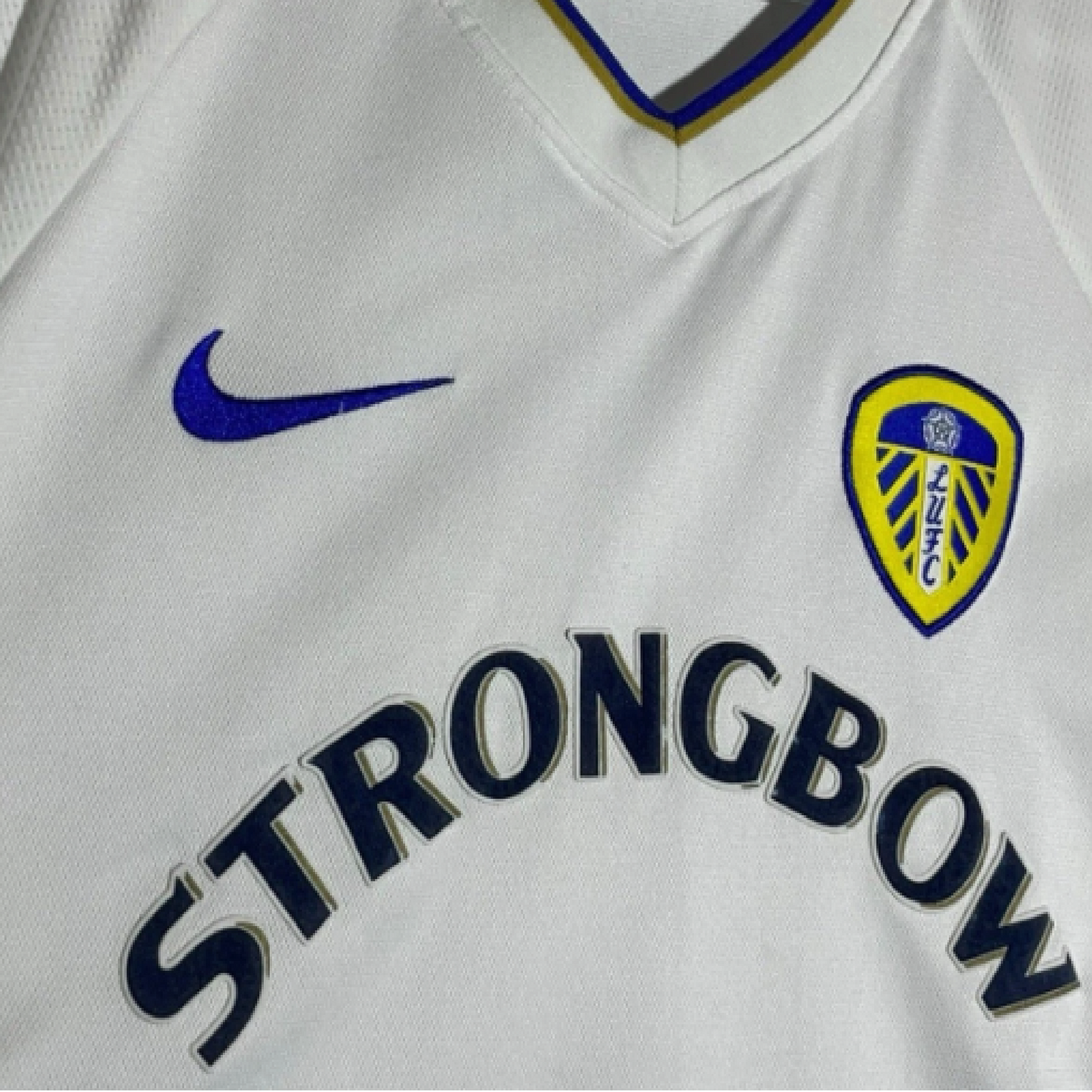 Leeds United 2000-2002 Home Retro Jersey - Viduka #9