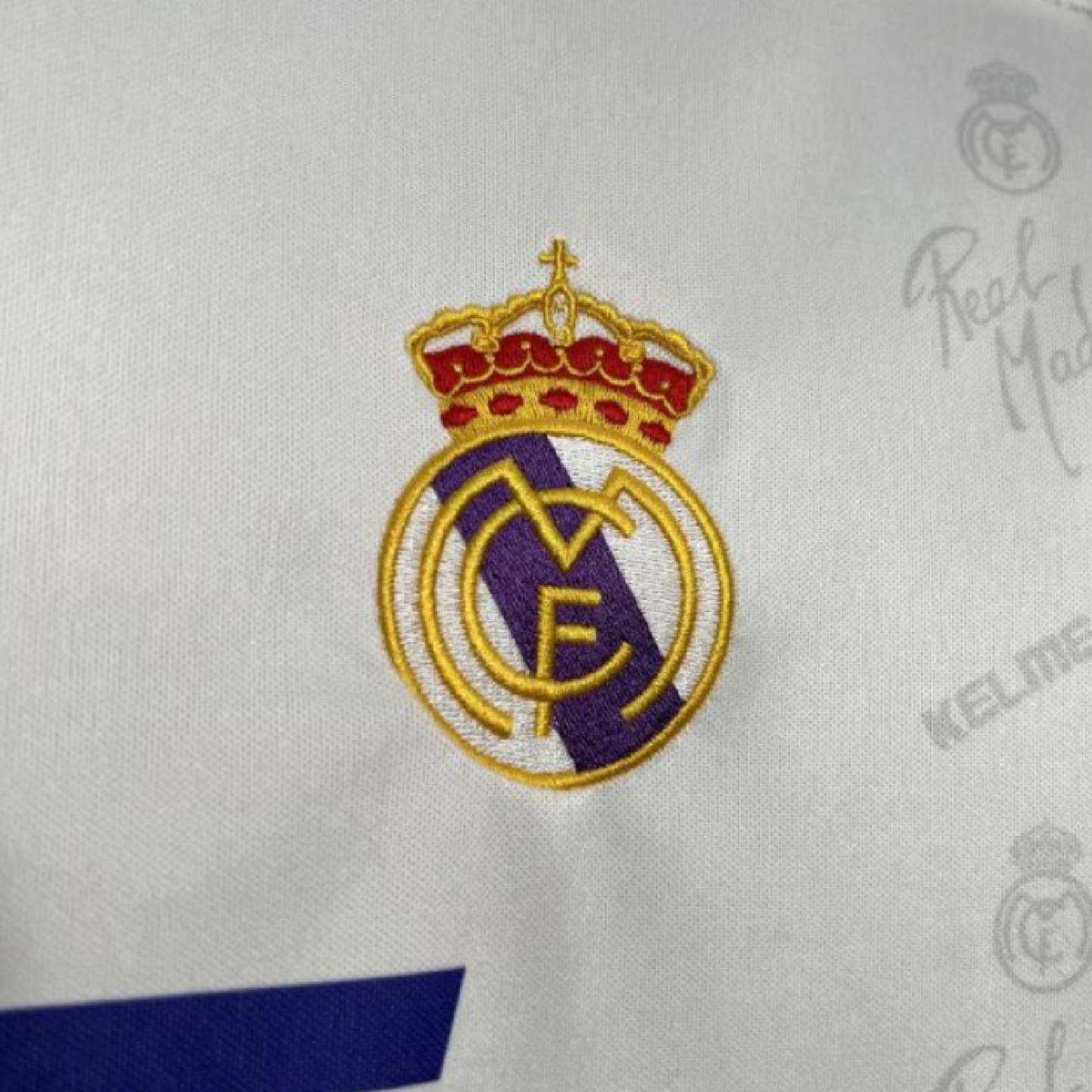 Real Madrid 1994-96 Home Retro Jersey