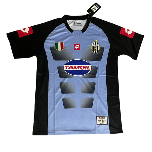 Juventus 2002-03 Away GK Retro Jersey - Buffon #1