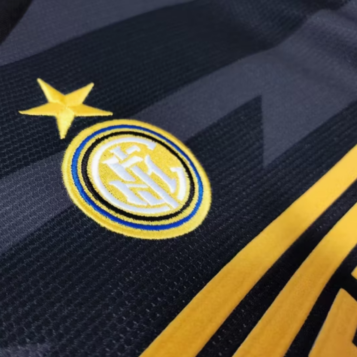 Inter Milan 1997-98 Third Retro Jersey - Ronaldo #10