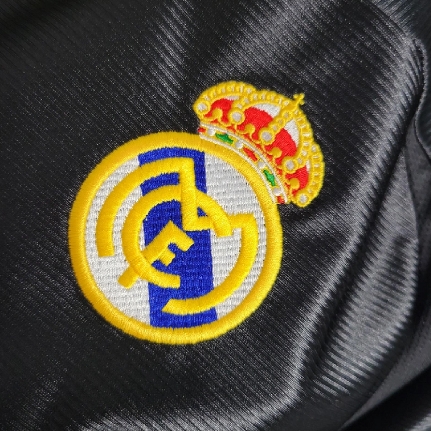 Real Madrid 1999-2000 Away Retro Jersey - Morientes #9