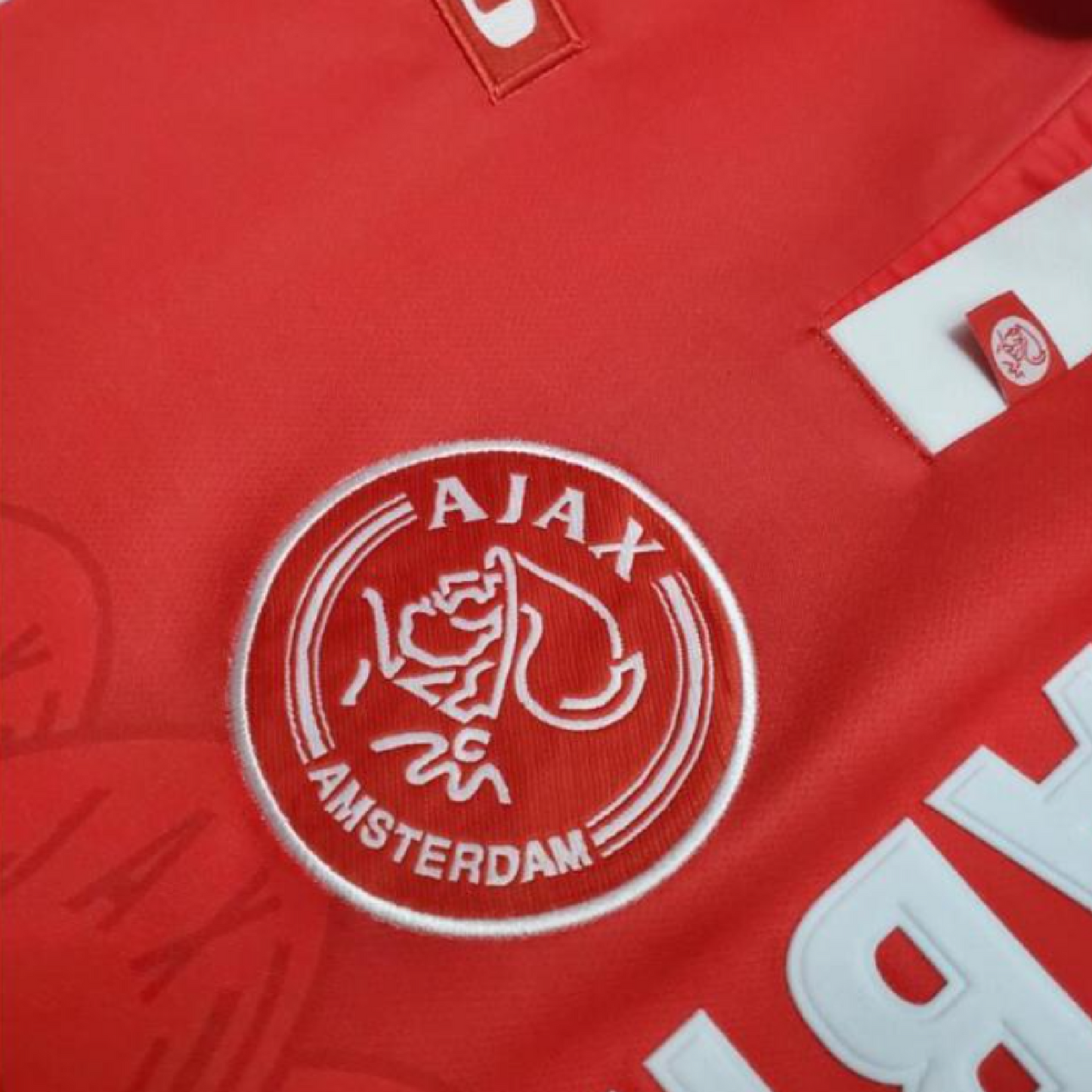 AFC Ajax 1997-98 Home Retro Jersey - Laudrup #11