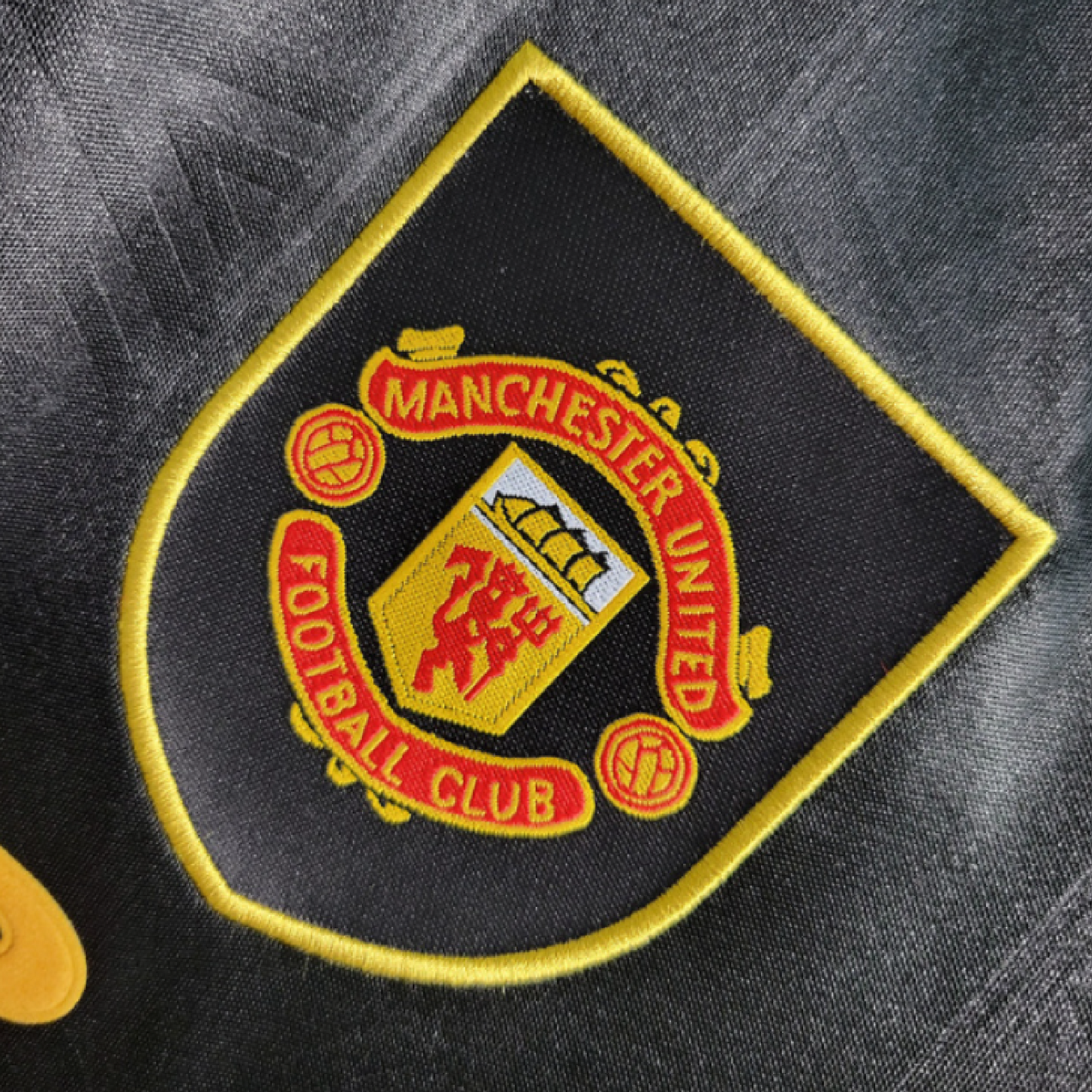 Manchester United 1993-95 Away Retro Jersey - Cantona #7