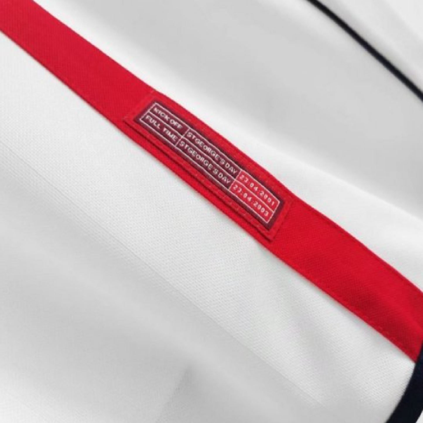 England 2002 Home Retro Jersey - Owen #10