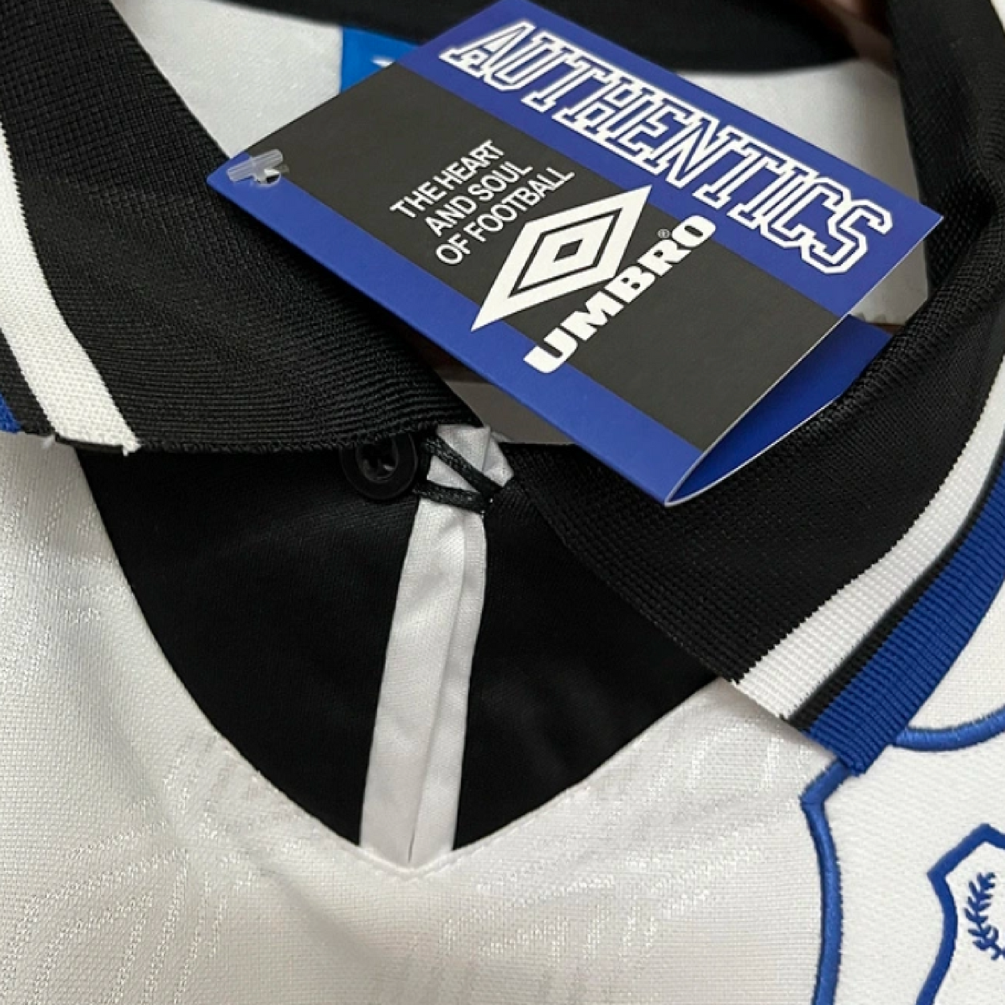 Everton 1994-95 Away Retro Jersey