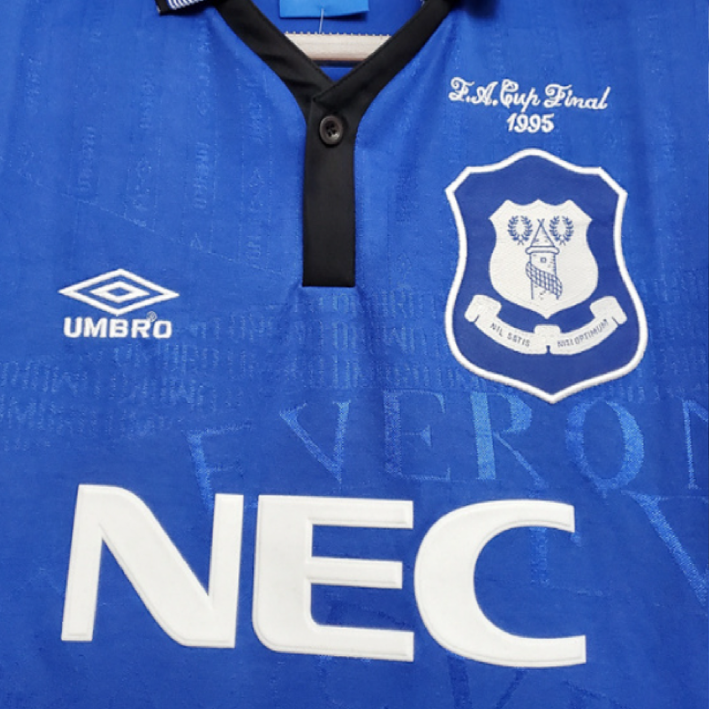 Everton 1994-95 Home Retro Jersey